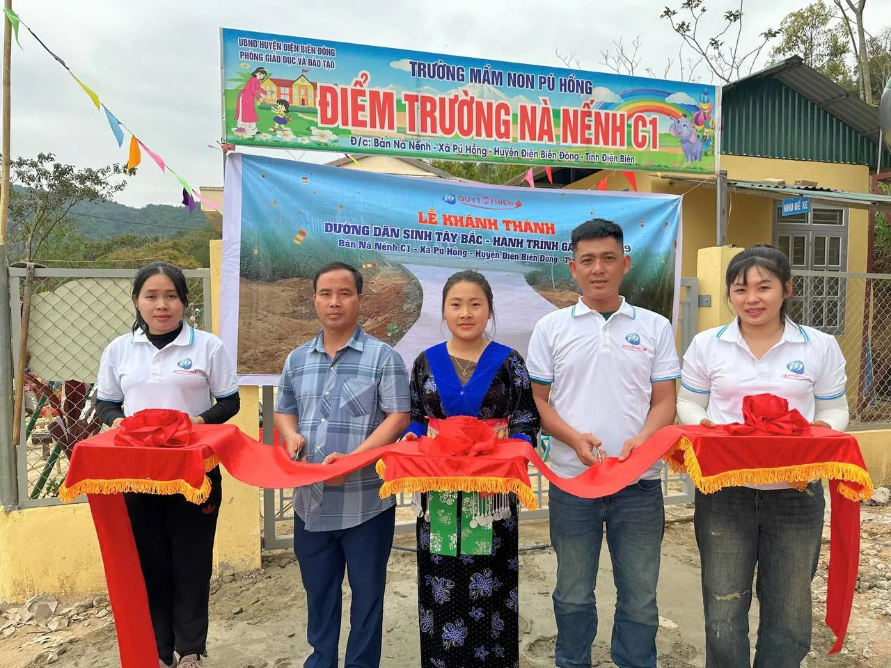 Đọc các bài đánh giá và phản hồi về app nổ hũ